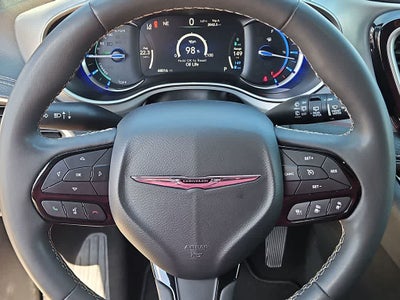 2024 Chrysler Pacifica Hybrid S Appearance Pkg
