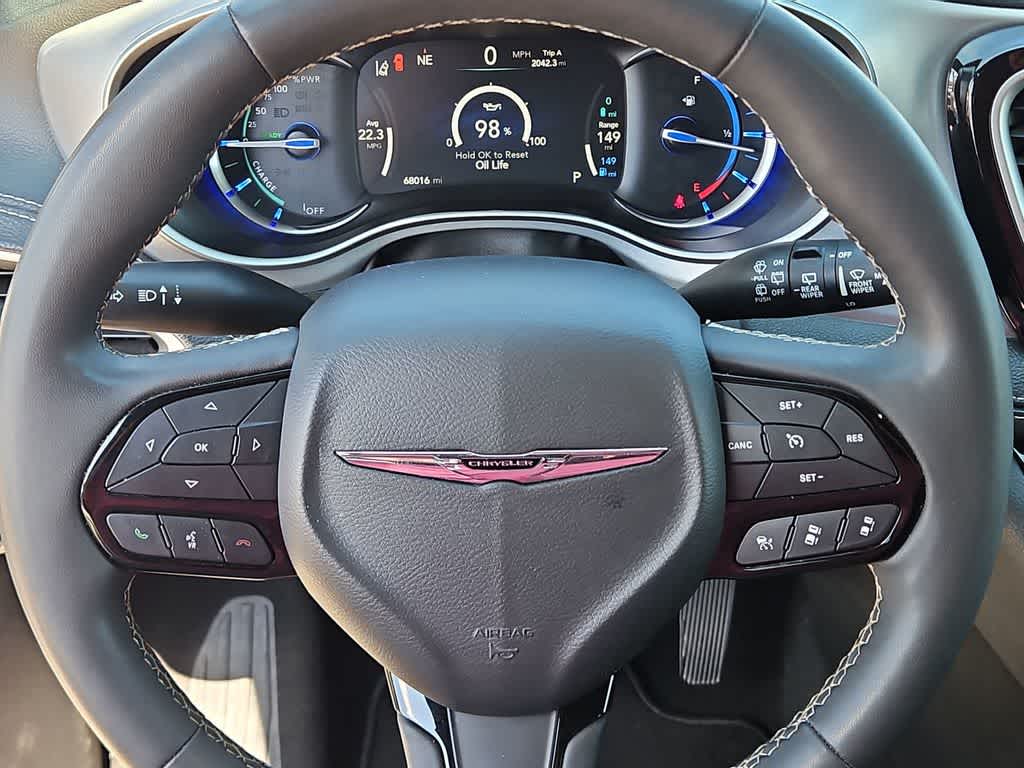 2024 Chrysler Pacifica Hybrid S Appearance Pkg