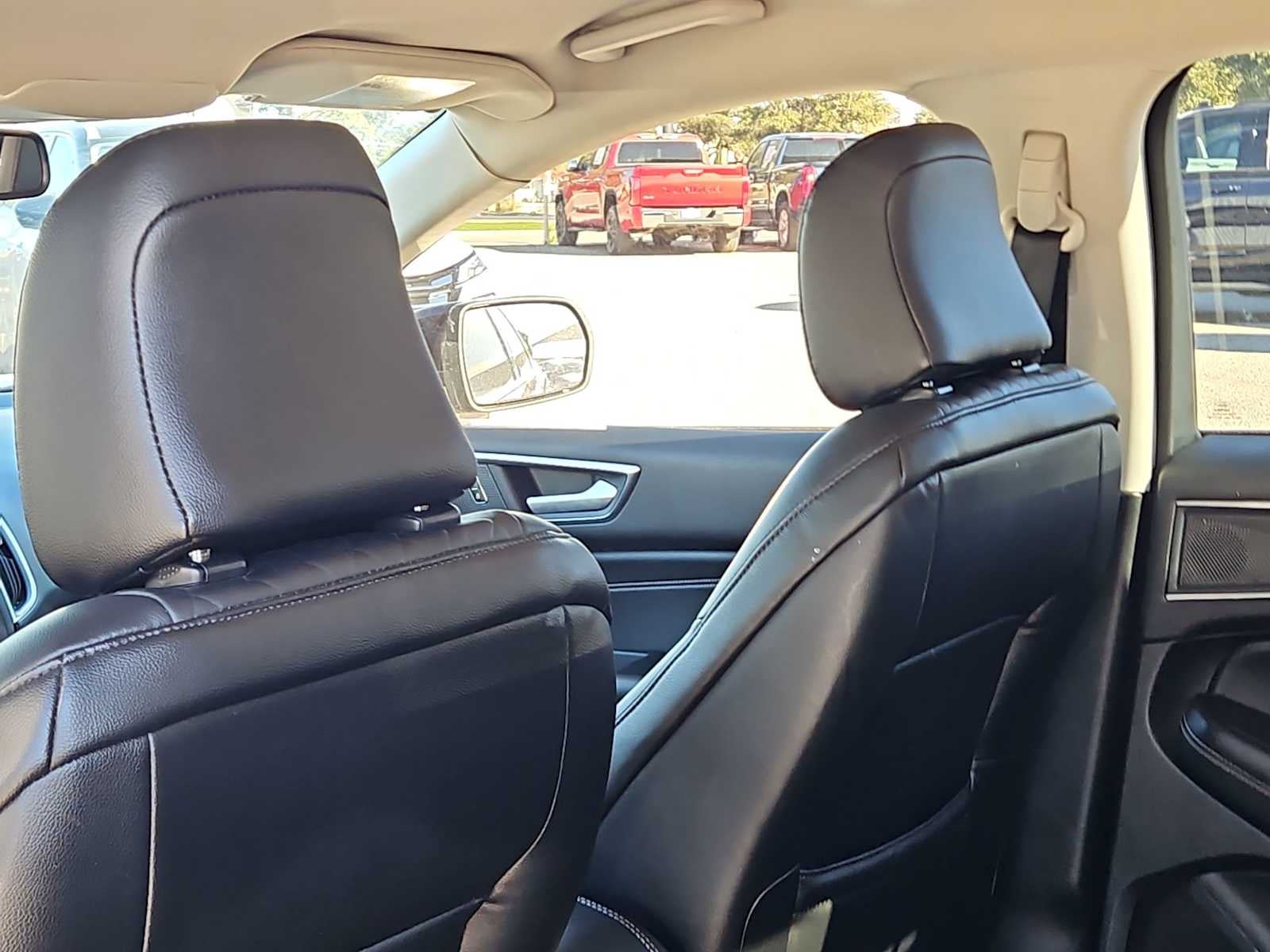 2023 Ford Edge Titanium