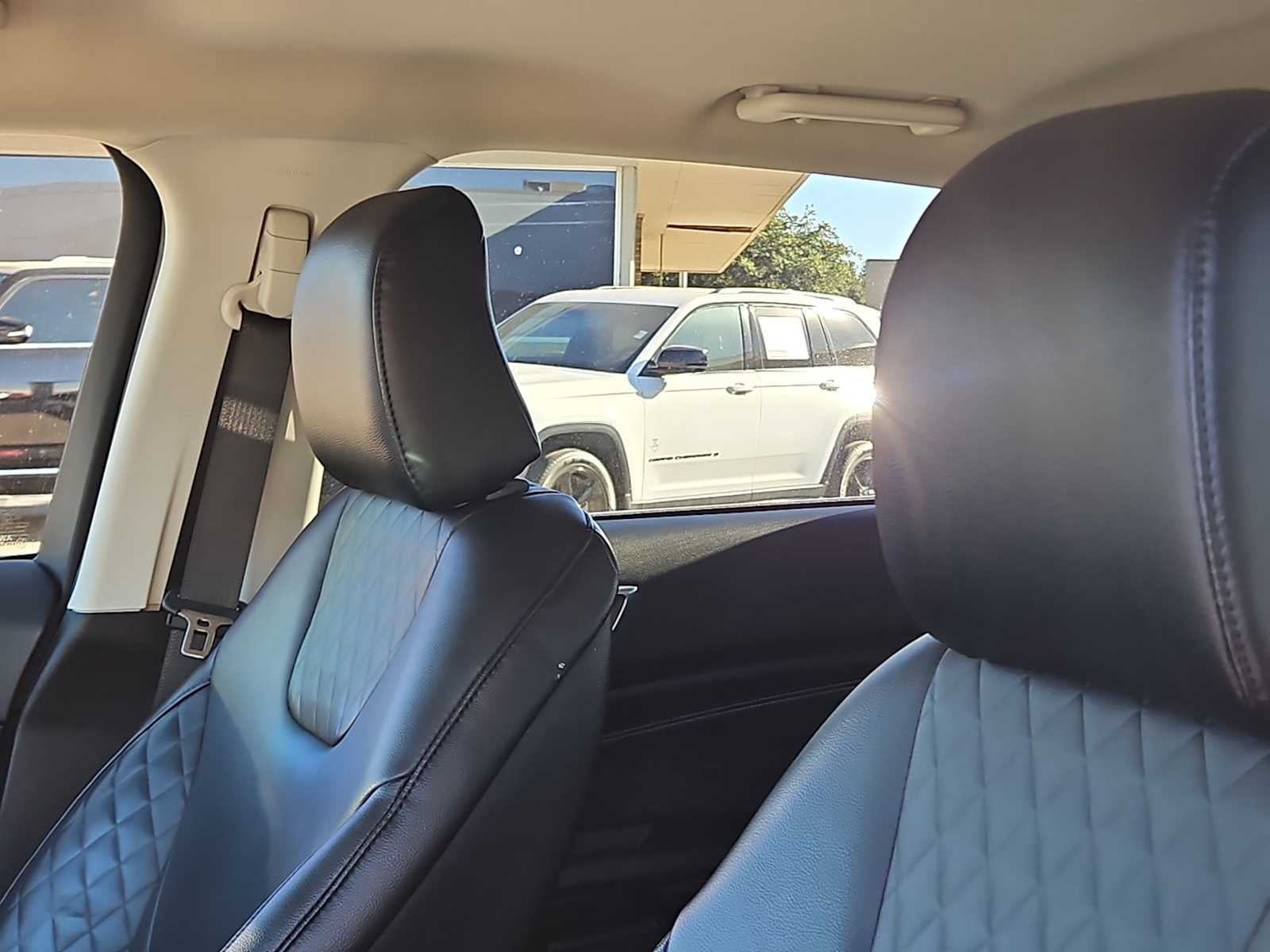 2023 Ford Edge Titanium