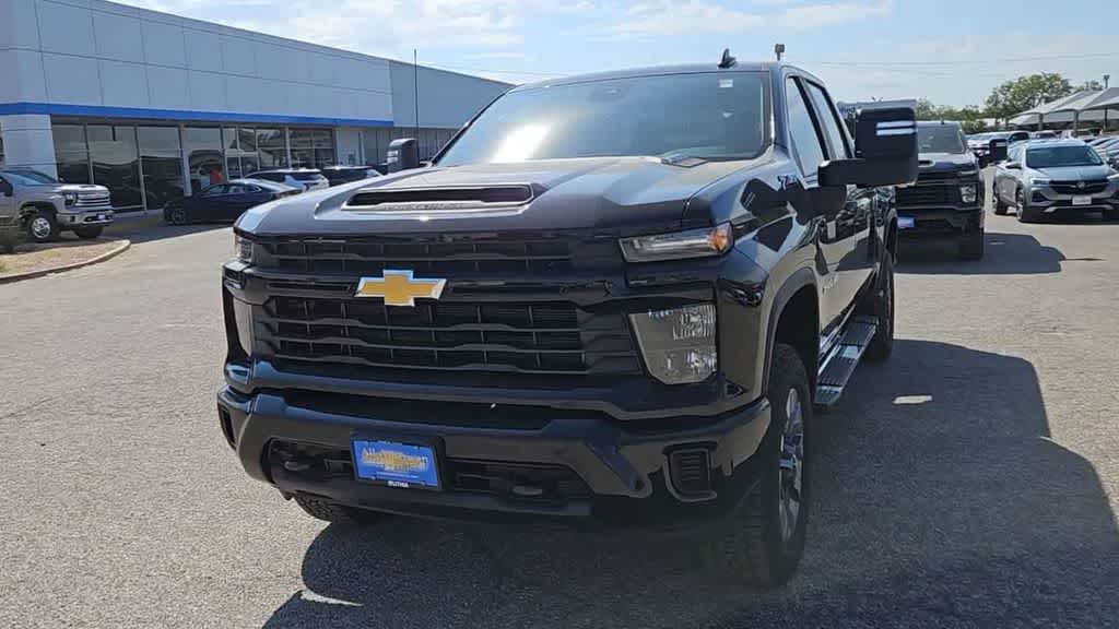 2025 Chevrolet Silverado 2500 HD Custom