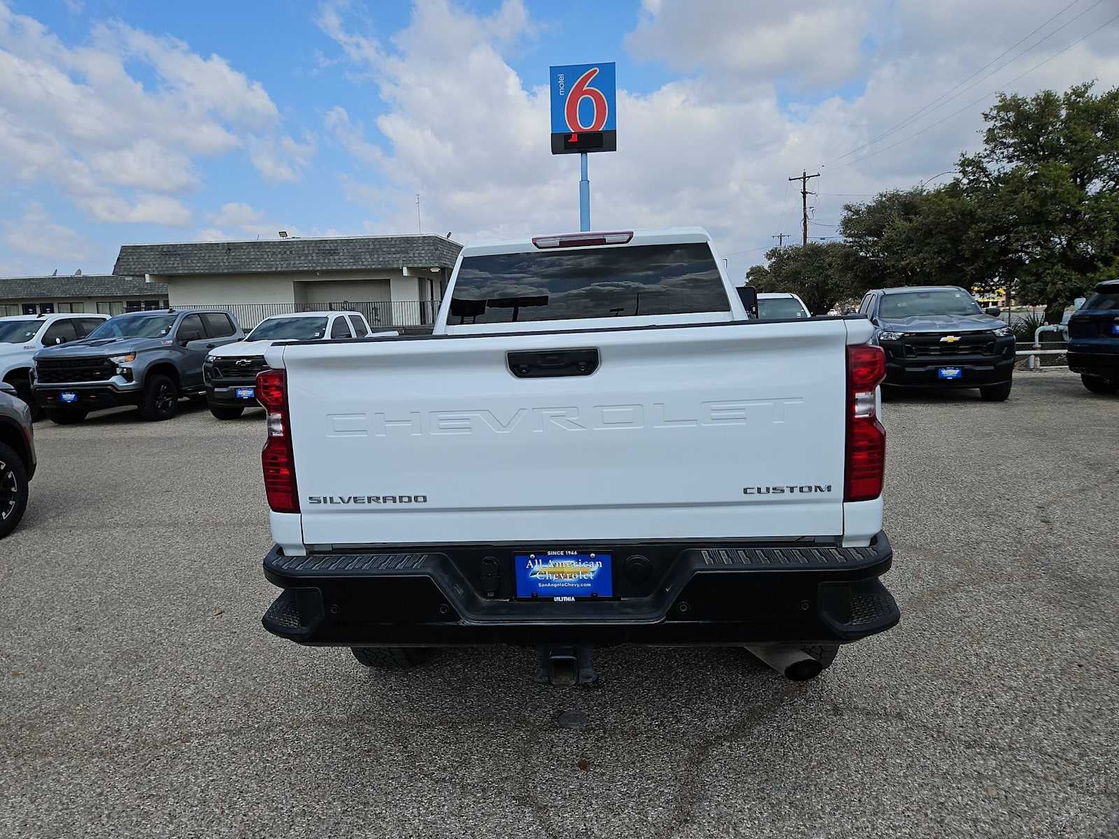 2024 Chevrolet Silverado 2500 HD Custom