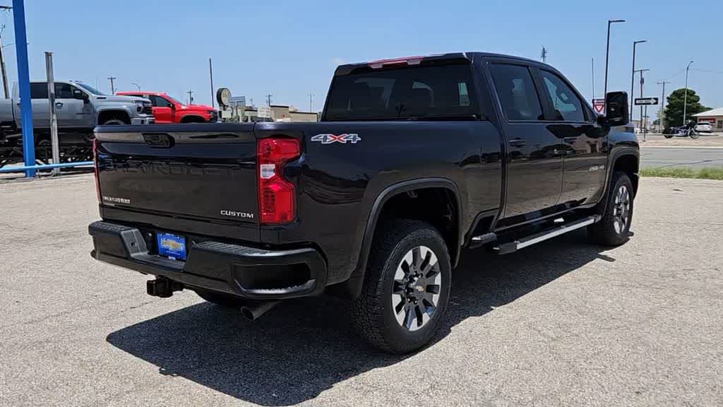 2024 Chevrolet Silverado 2500 HD Custom