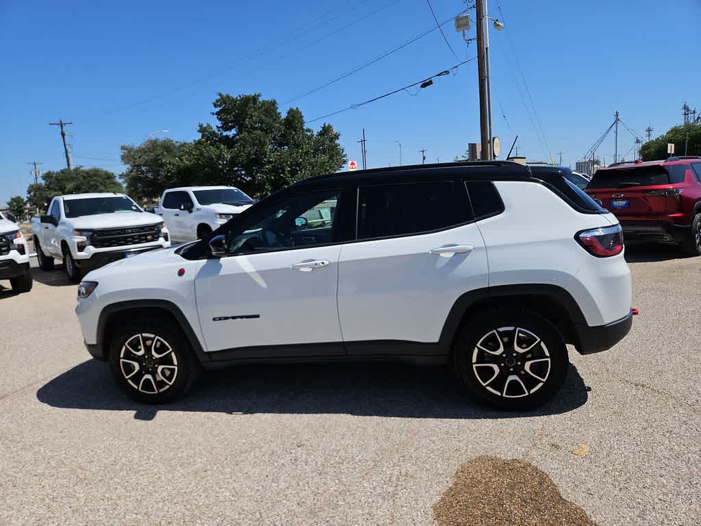 2025 Jeep Compass Trailhawk