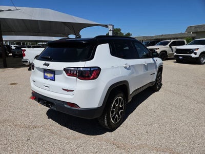 2025 Jeep Compass Trailhawk