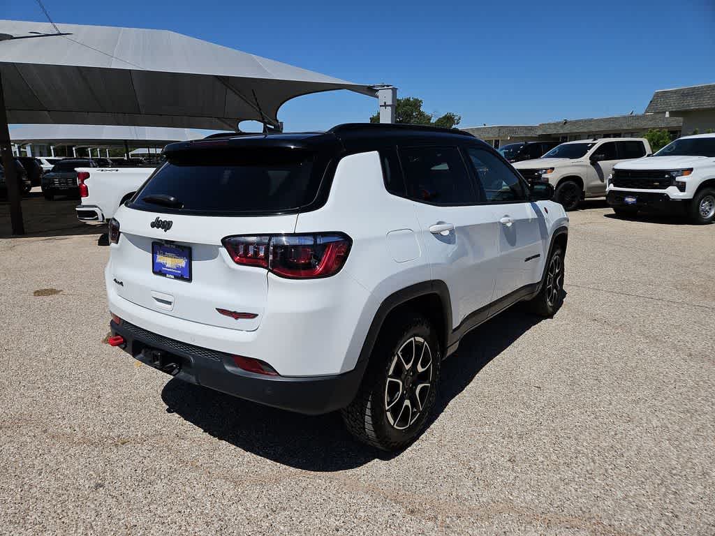 2025 Jeep Compass Trailhawk