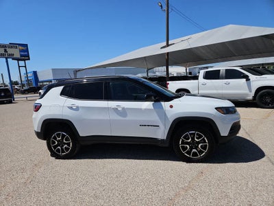 2025 Jeep Compass Trailhawk