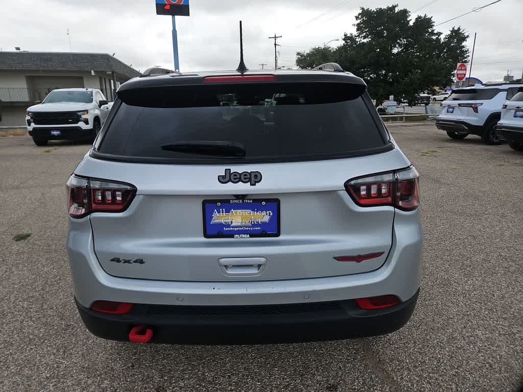 2025 Jeep Compass Trailhawk
