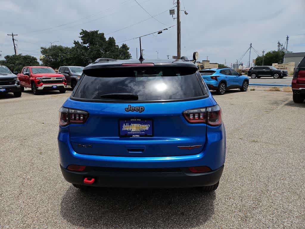 2025 Jeep Compass Trailhawk