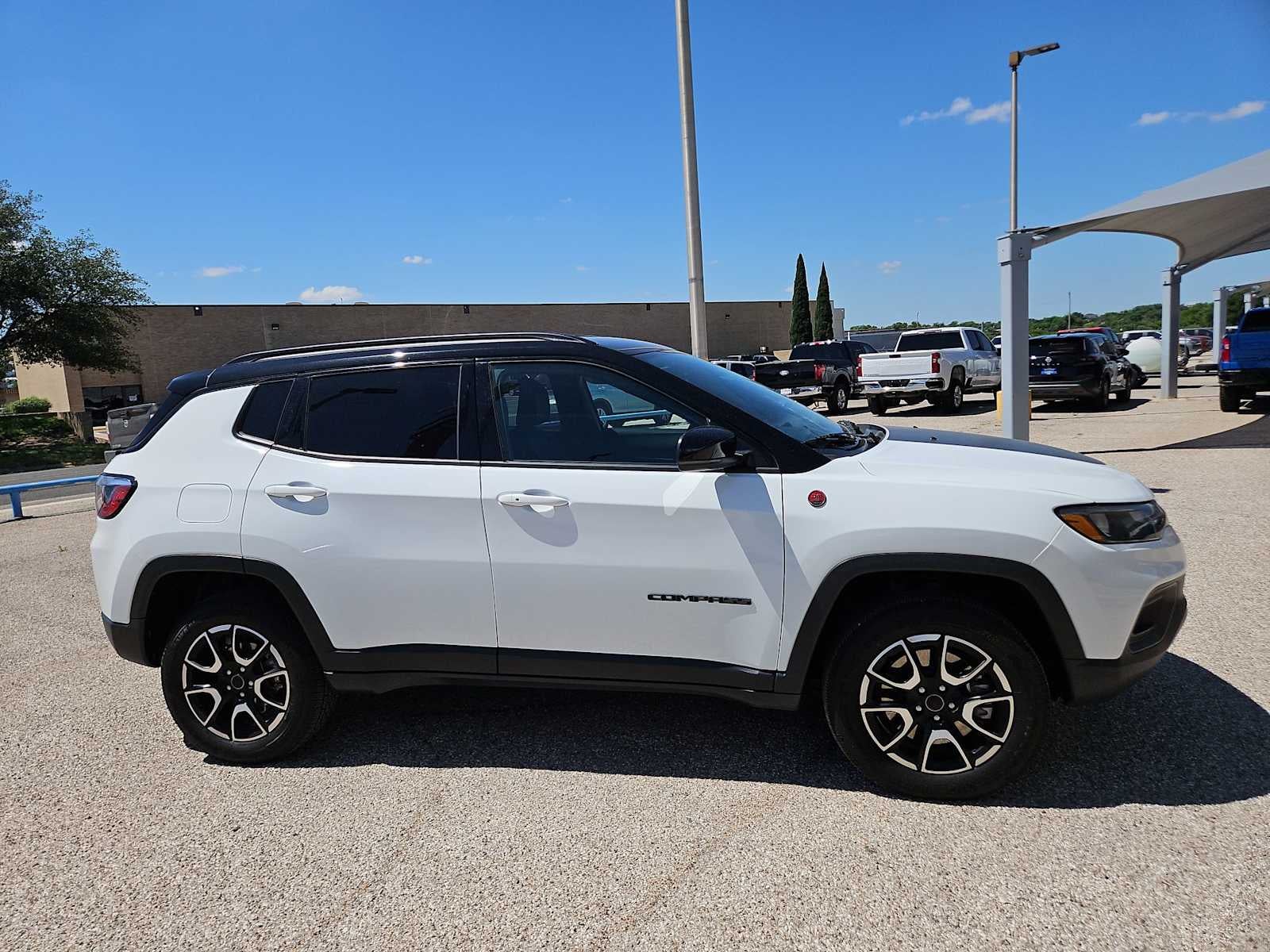 2025 Jeep Compass Trailhawk