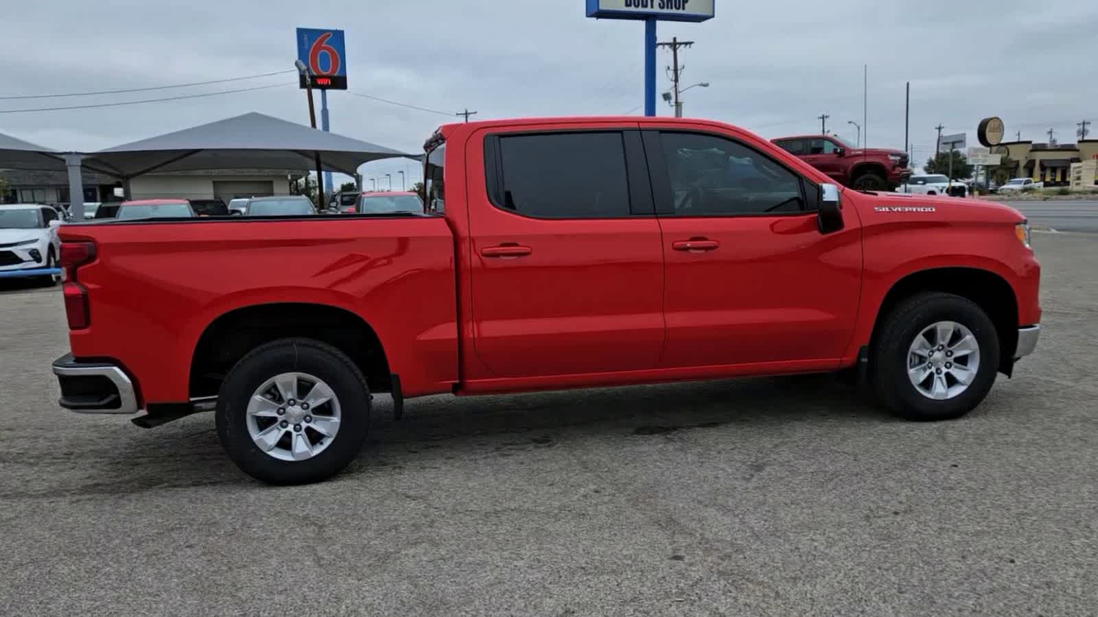 2024 Chevrolet Silverado 1500 LT