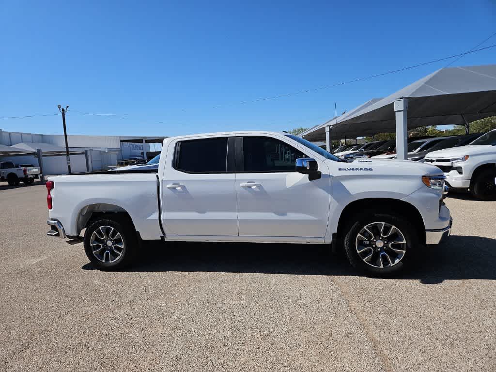2026 Chevrolet Silverado 1500 LT - Photo 9