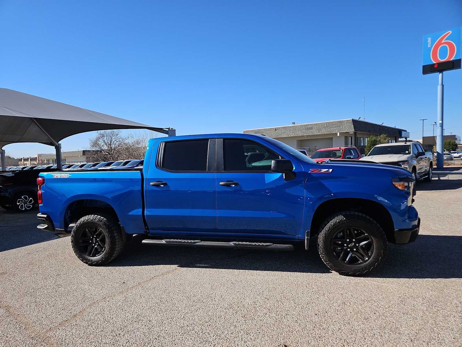 2024 Chevrolet Silverado 1500 Custom Trail Boss