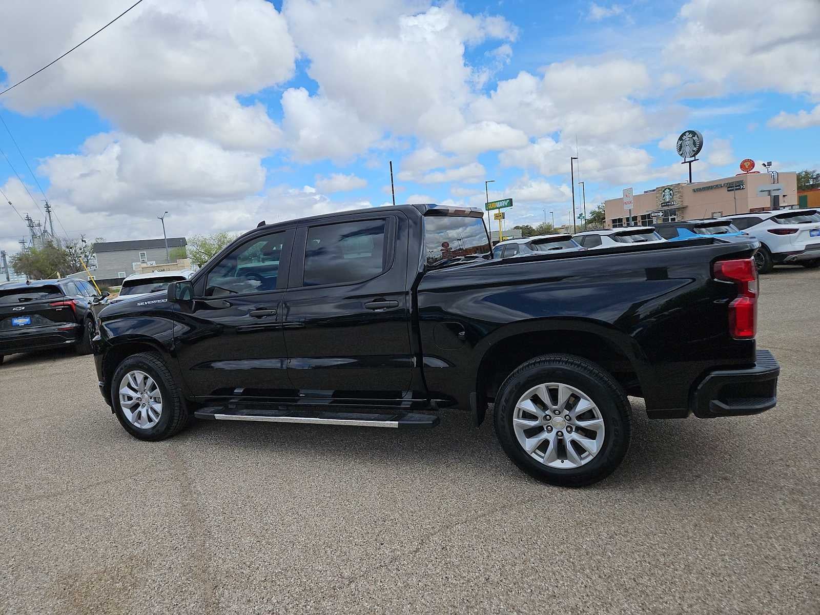 2022 Chevrolet Silverado 1500 LTD Custom