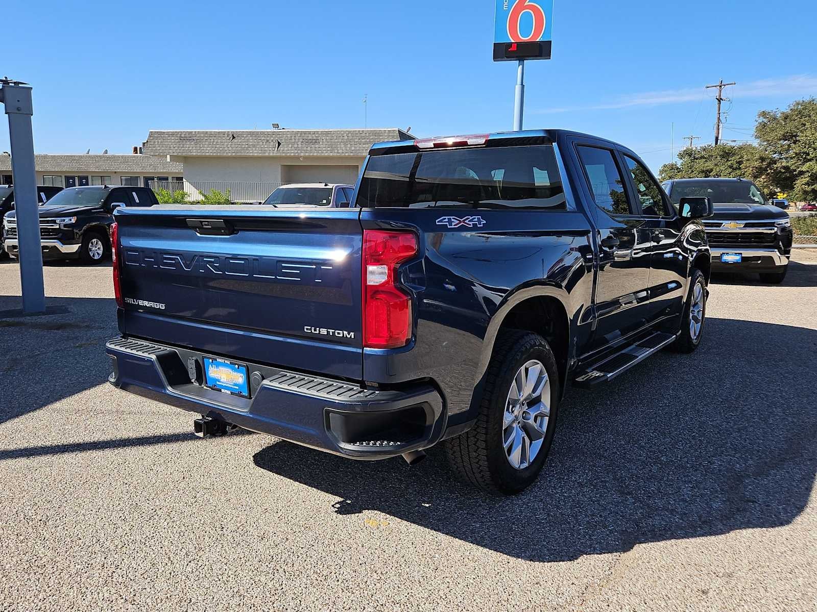 2022 Chevrolet Silverado 1500 LTD Custom