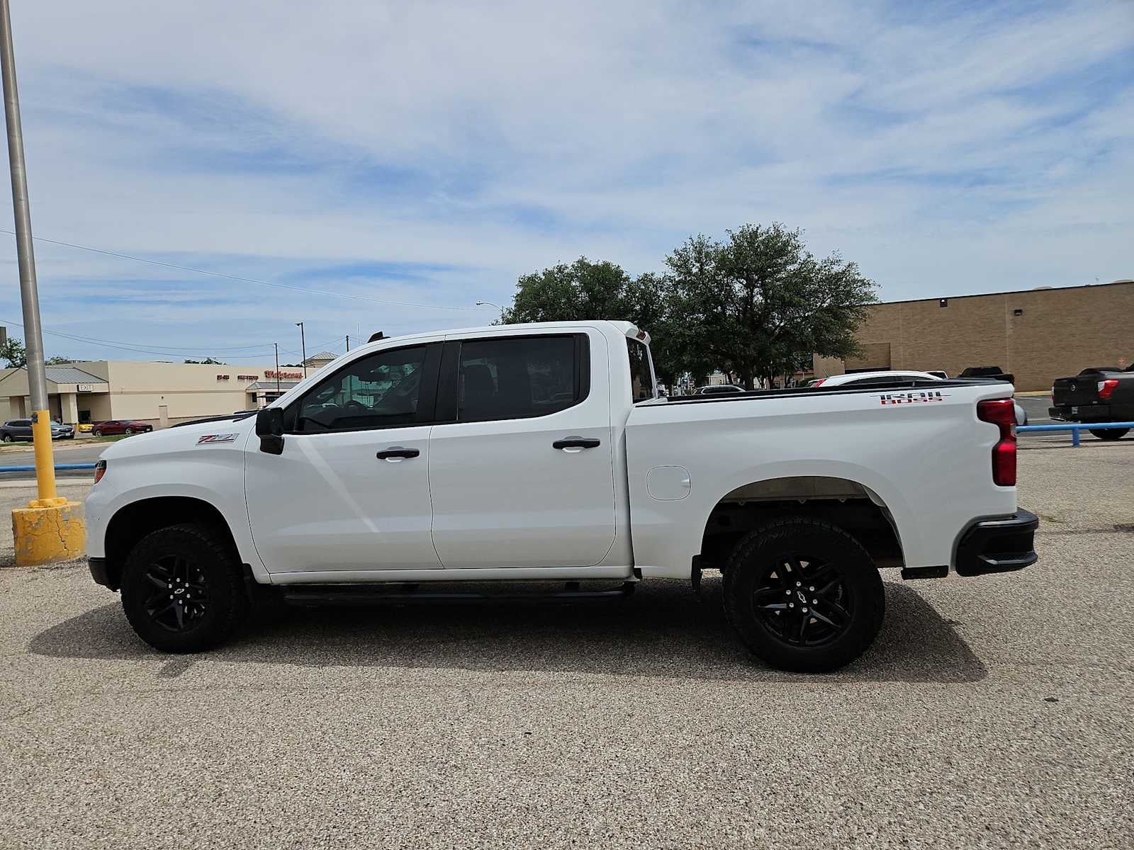 2024 Chevrolet Silverado 1500 Custom Trail Boss
