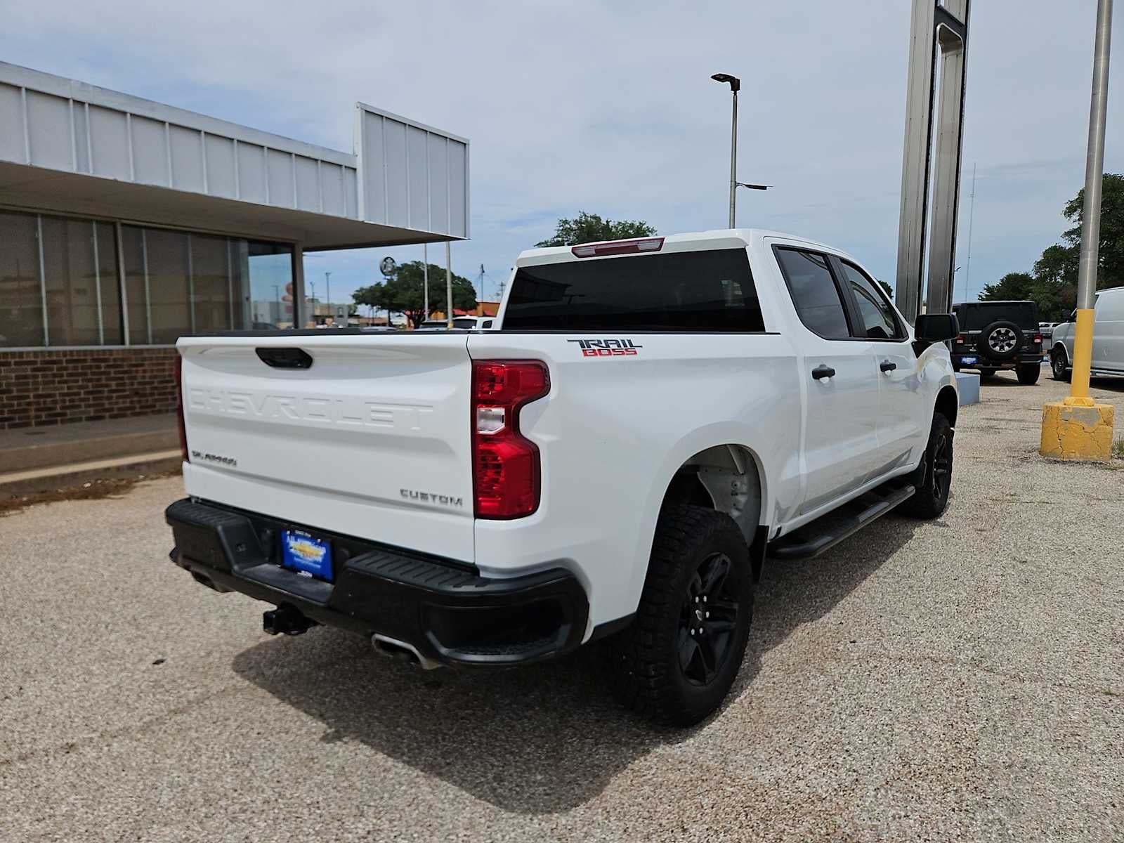 2024 Chevrolet Silverado 1500 Custom Trail Boss