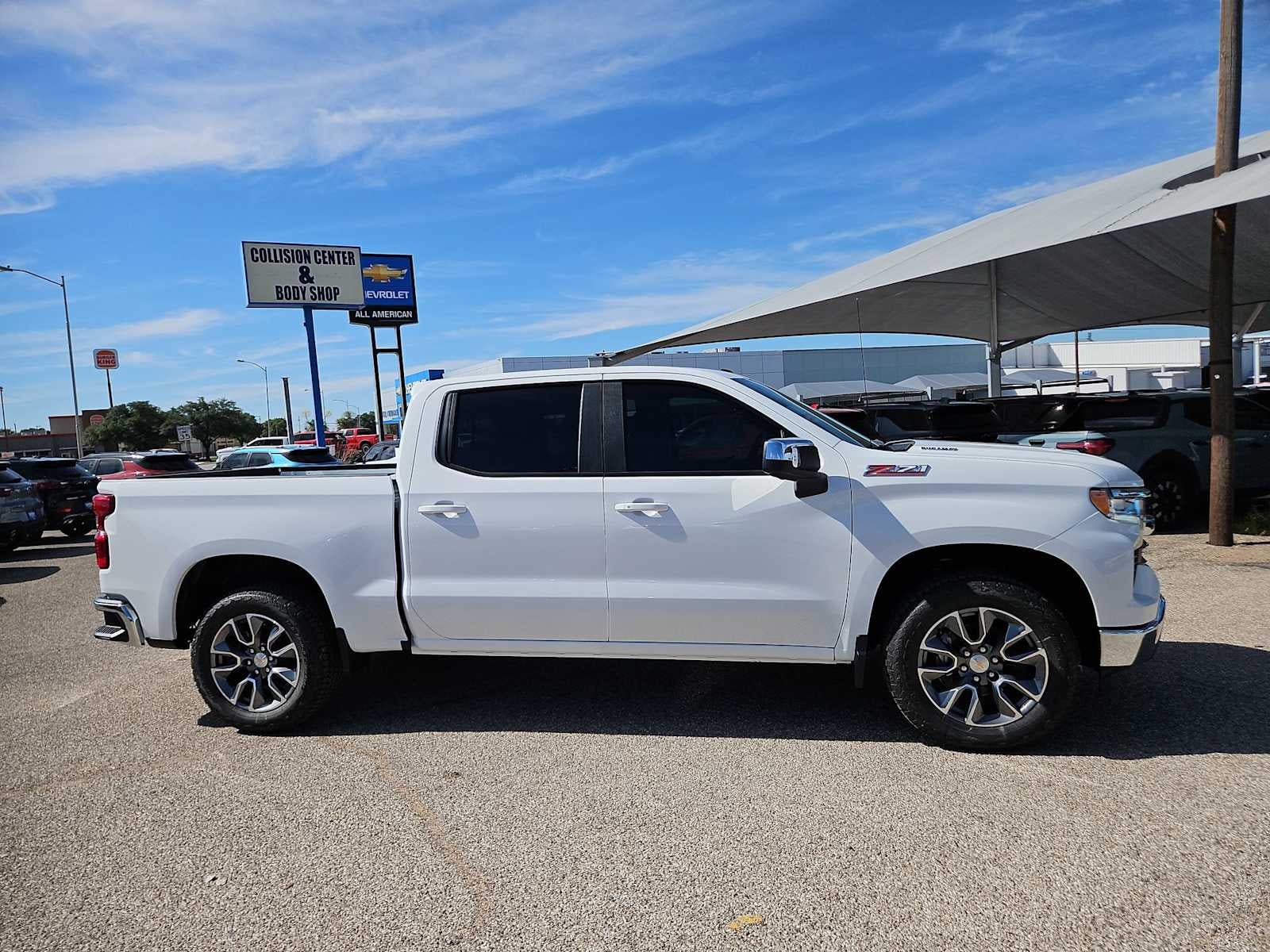 2026 Chevrolet Silverado 1500 LT - Photo 9