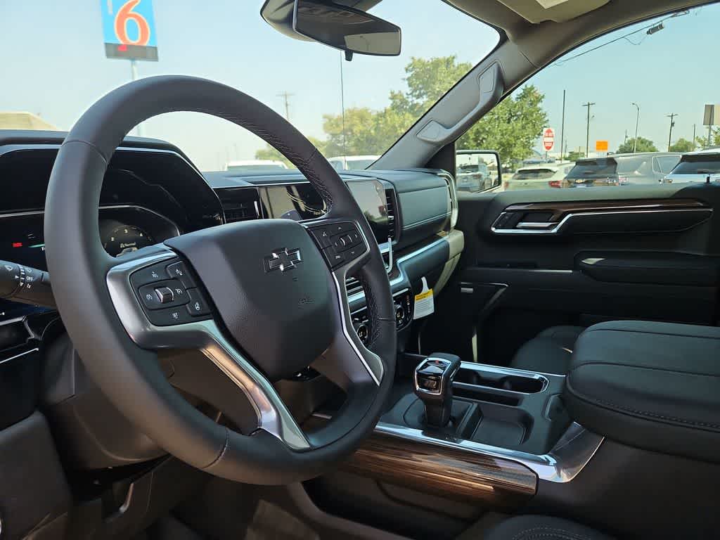2026 Chevrolet Silverado 1500 LT Trail Boss - Photo 10