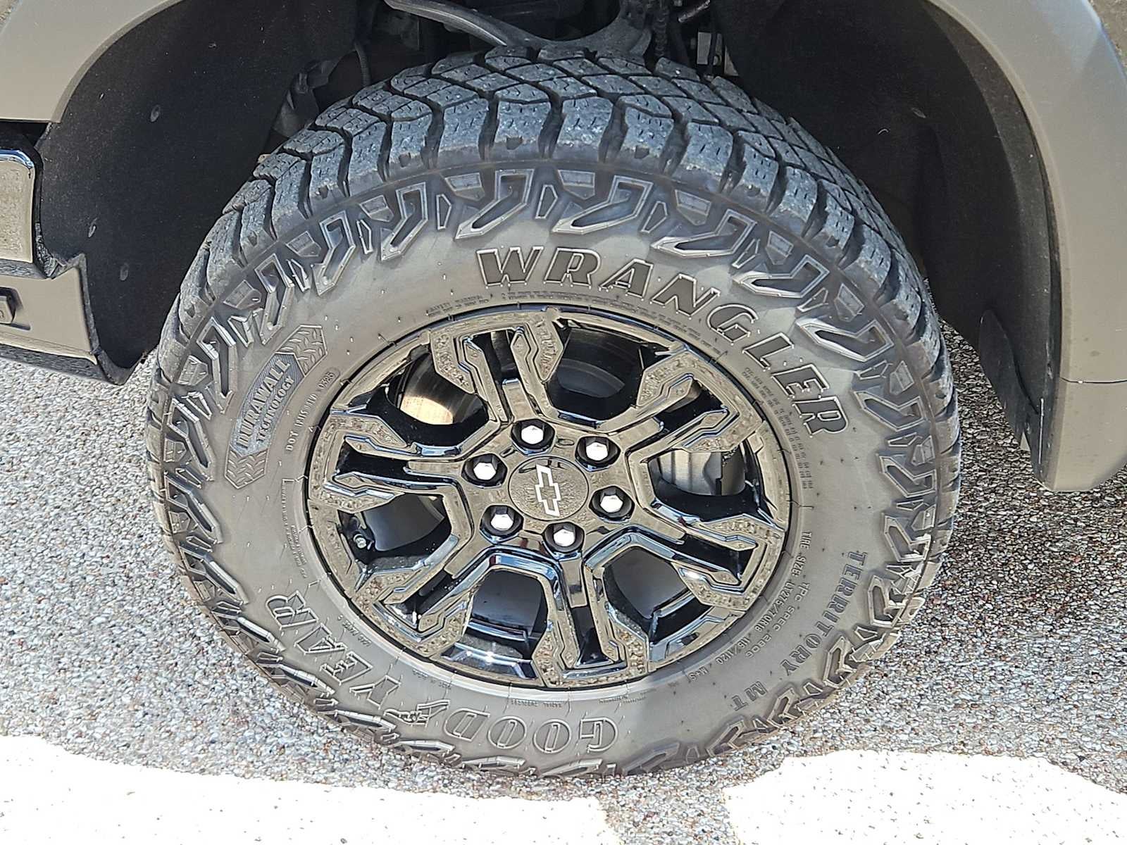 2025 Chevrolet Silverado 1500 ZR2