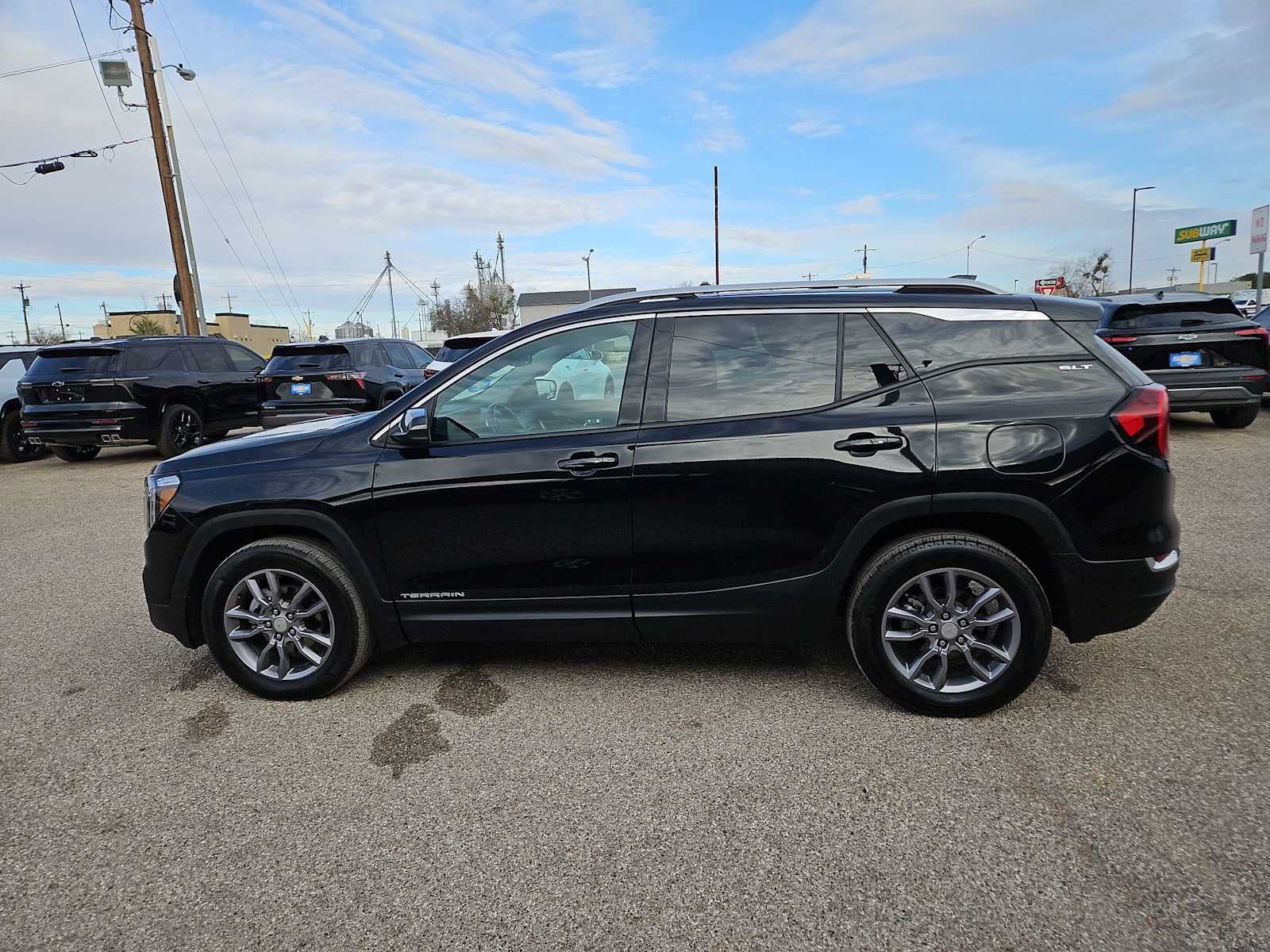 2024 GMC Terrain SLT