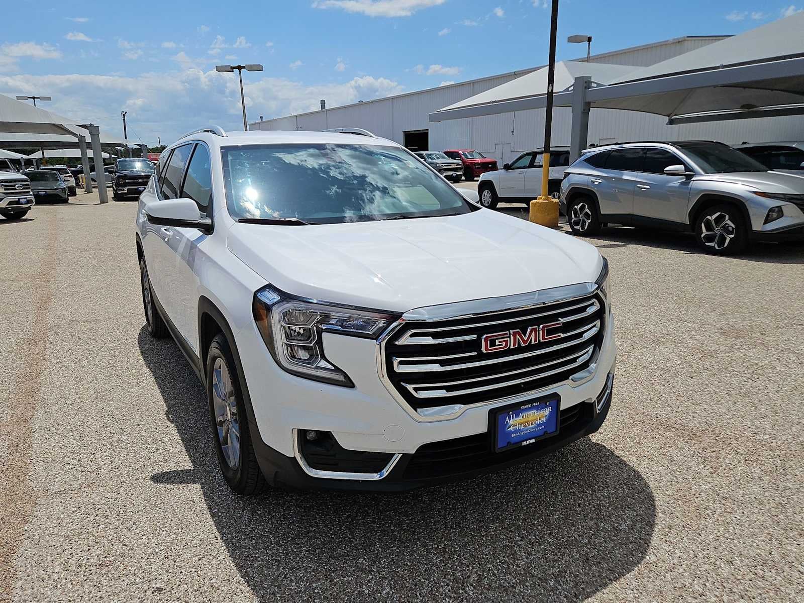 2024 GMC Terrain SLT