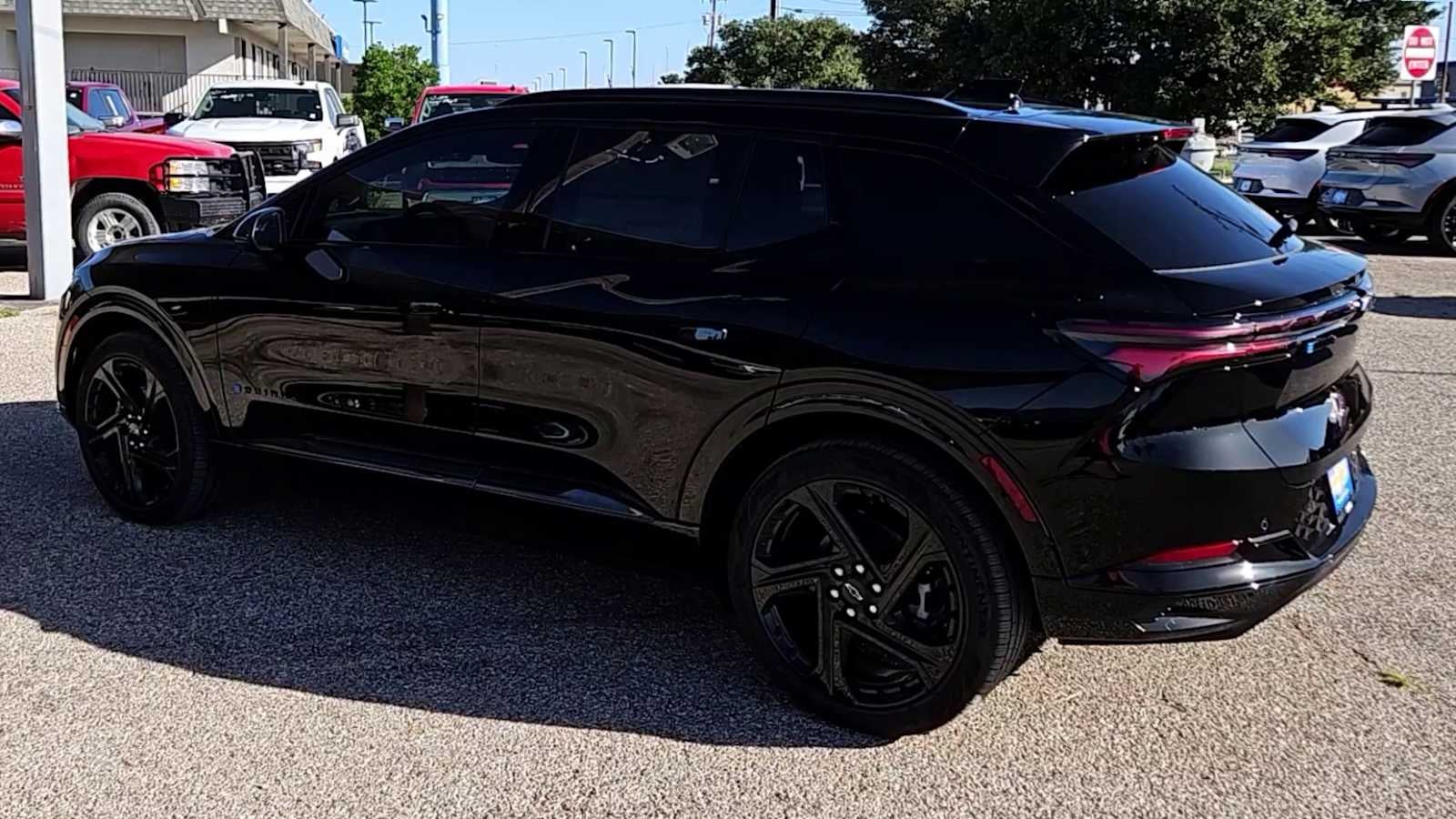 2025 Chevrolet Equinox EV RS