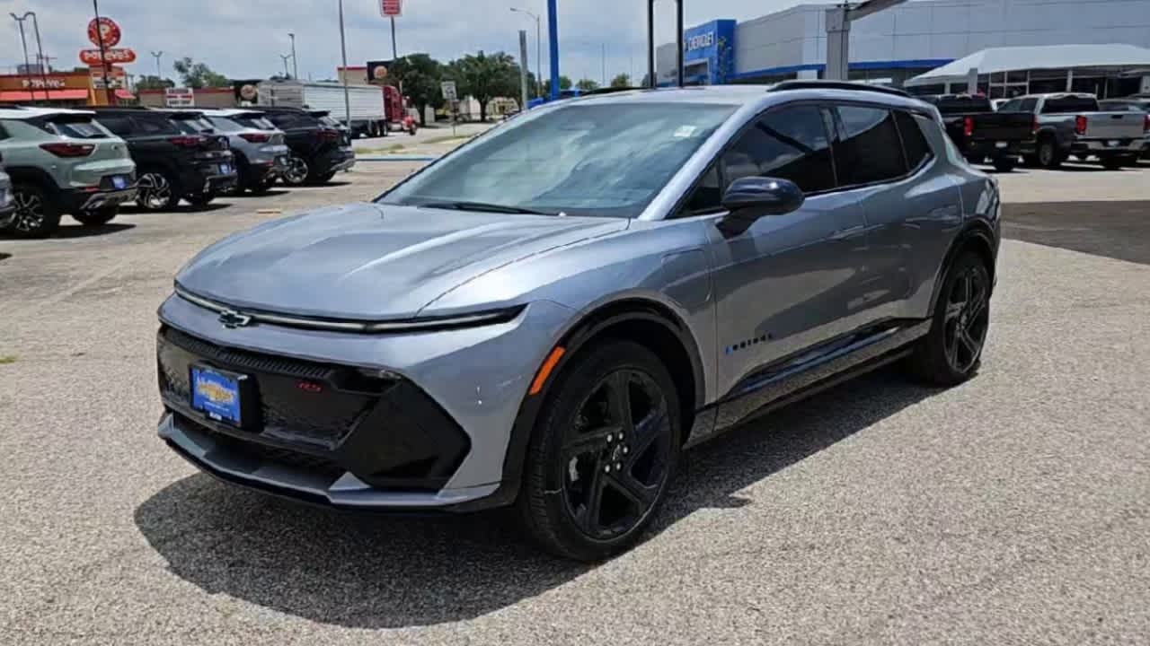 2025 Chevrolet Equinox EV RS