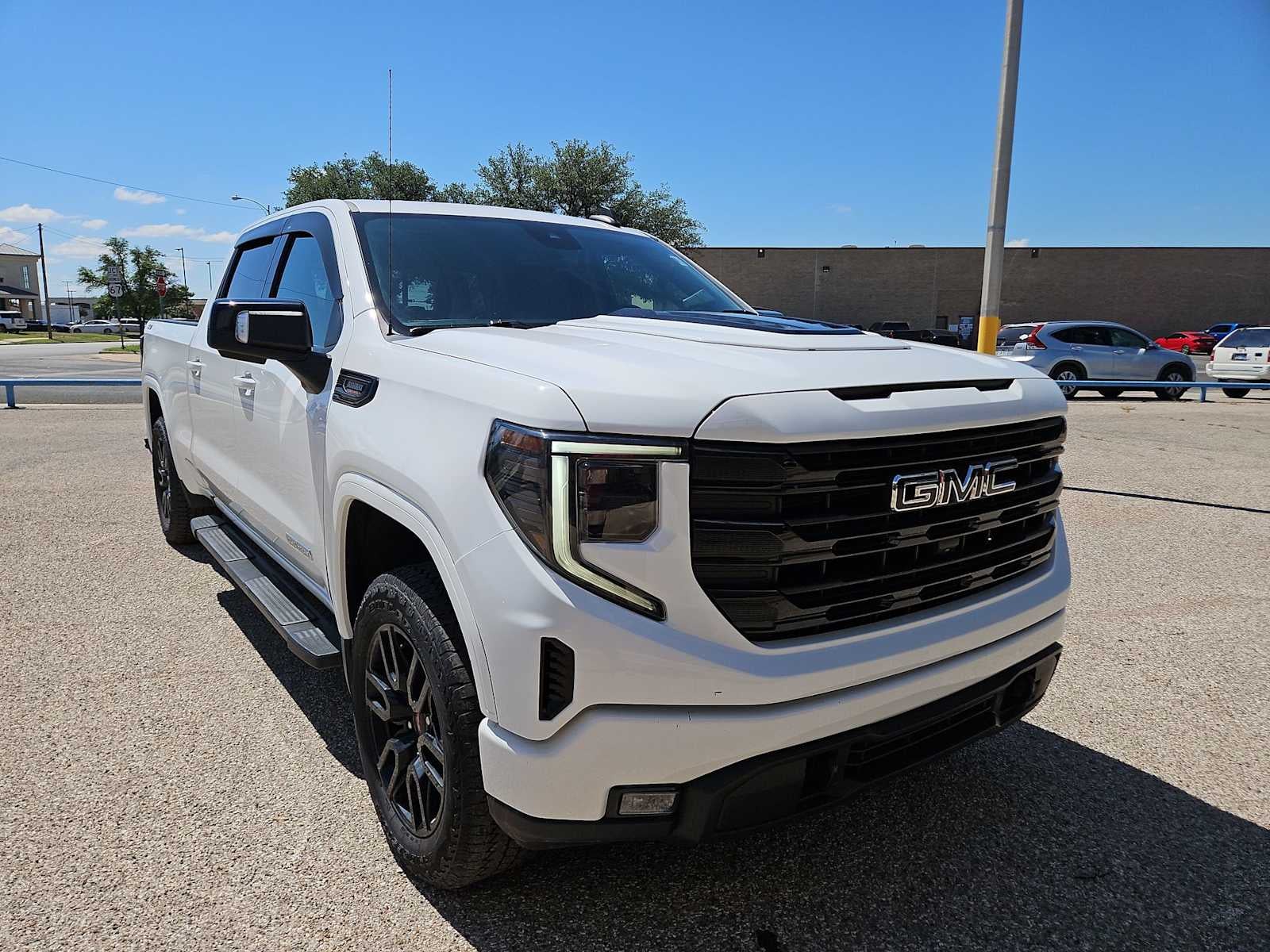 2022 GMC Sierra 1500 Elevation