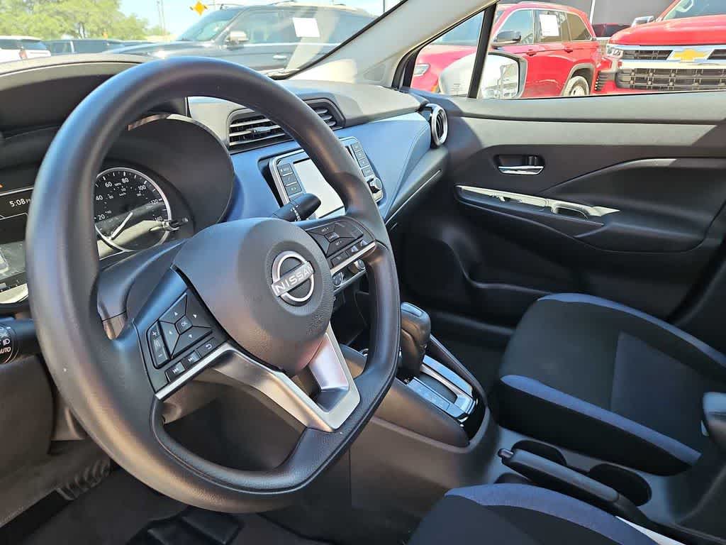 2025 Nissan Versa SV