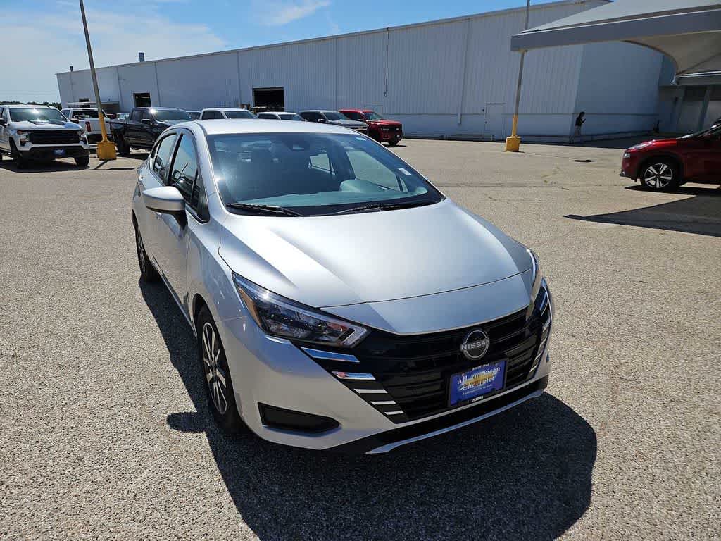 2025 Nissan Versa SV