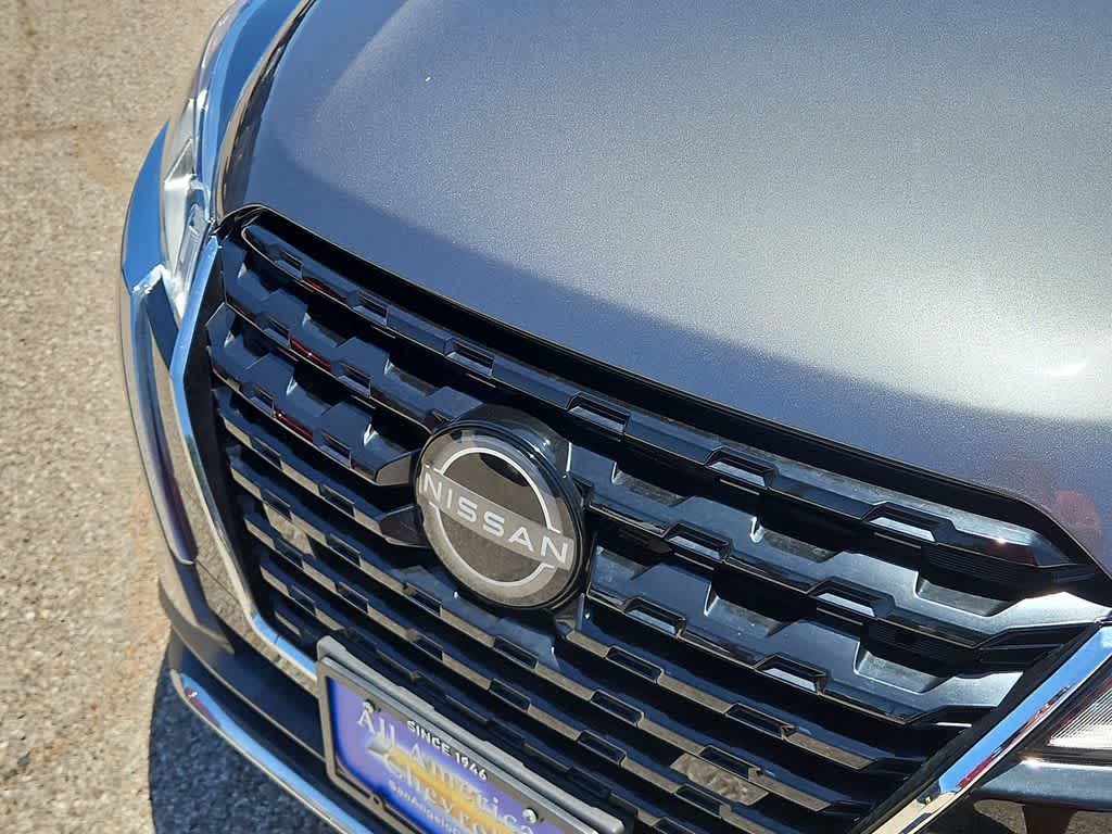 2023 Nissan Kicks S