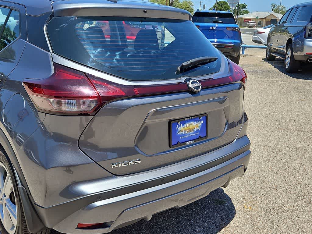 2023 Nissan Kicks S