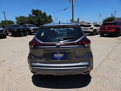 2023 Nissan Kicks S