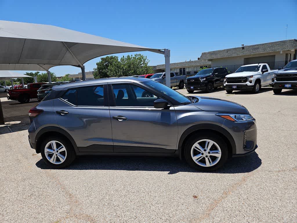 2023 Nissan Kicks S