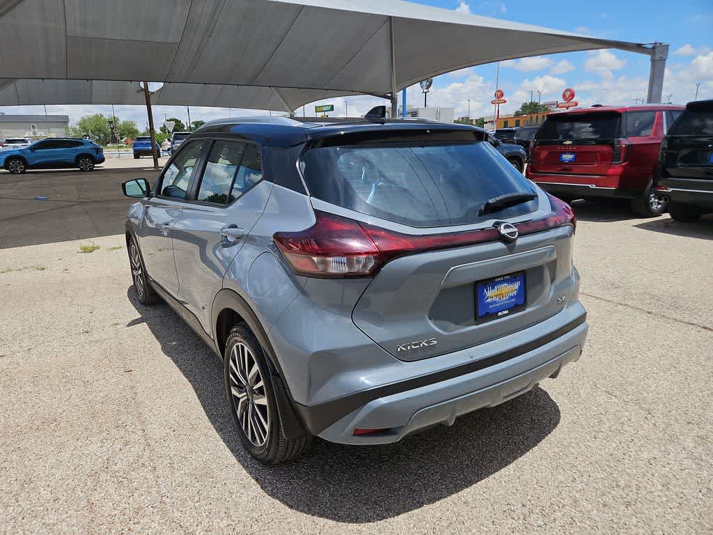 2023 Nissan Kicks SV