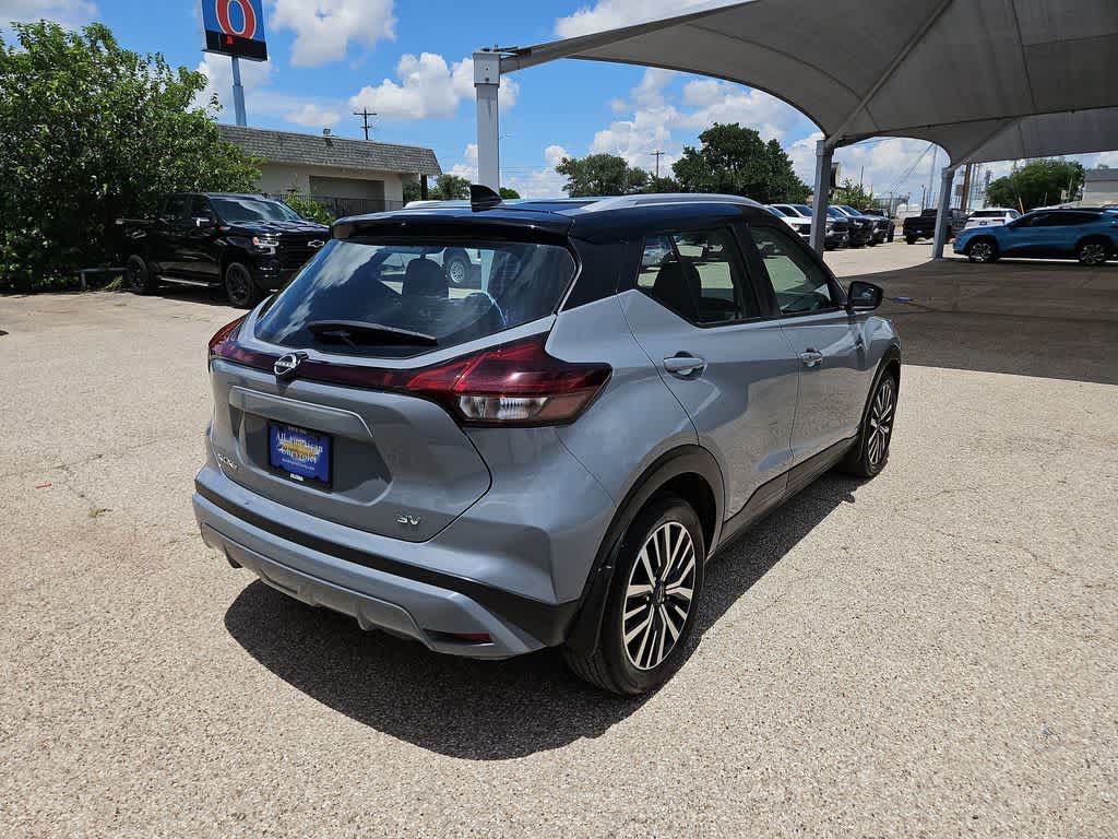 2023 Nissan Kicks SV