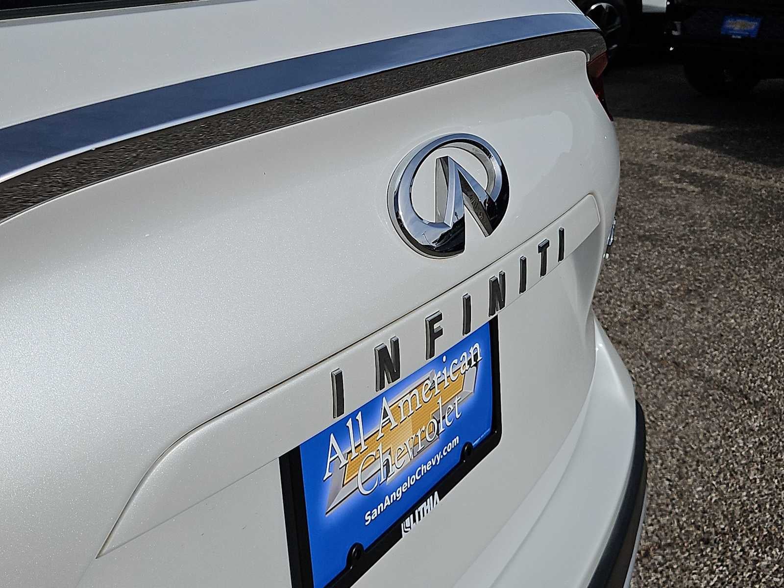 2023 INFINITI QX50 LUXE