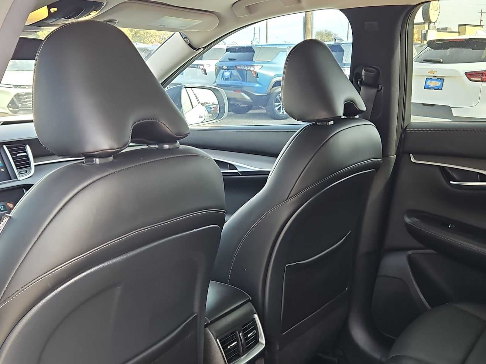 2023 INFINITI QX50 LUXE