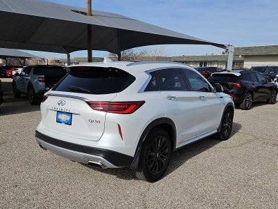 2023 INFINITI QX50 LUXE