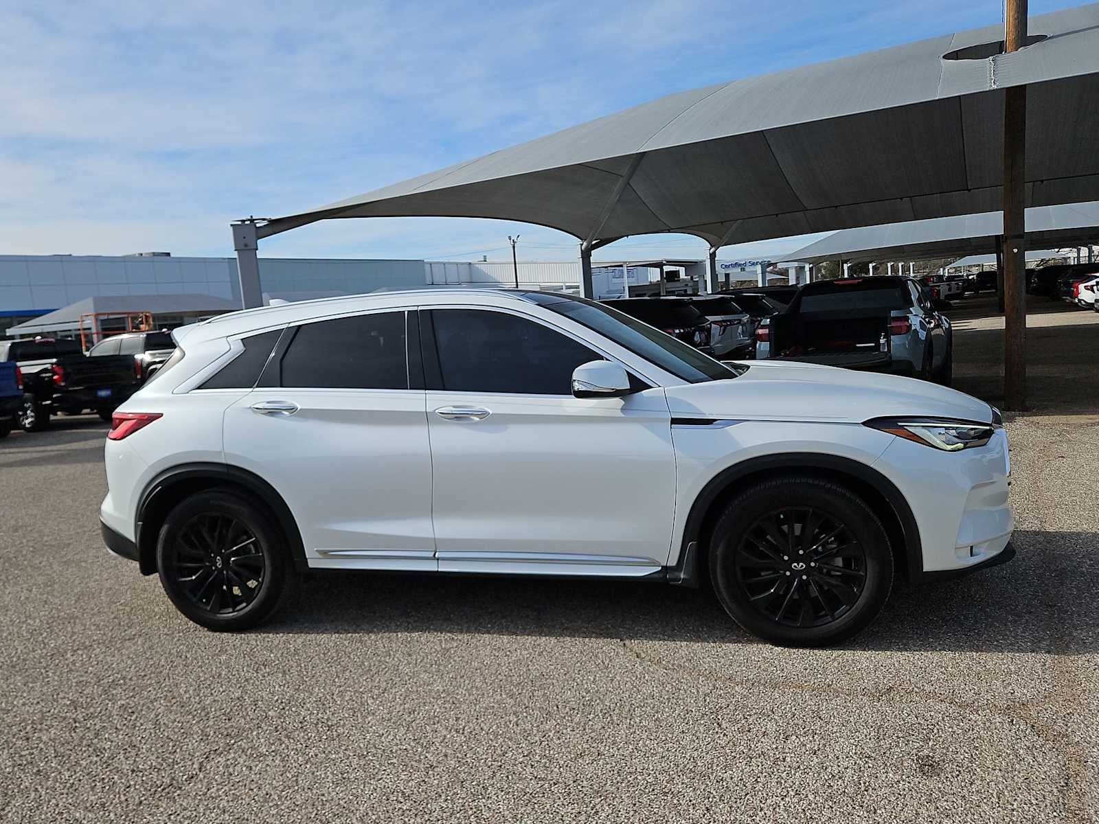 2023 INFINITI QX50 LUXE