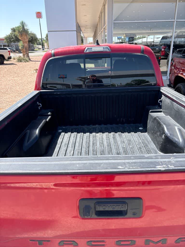 2022 Toyota Tacoma 2WD SR5