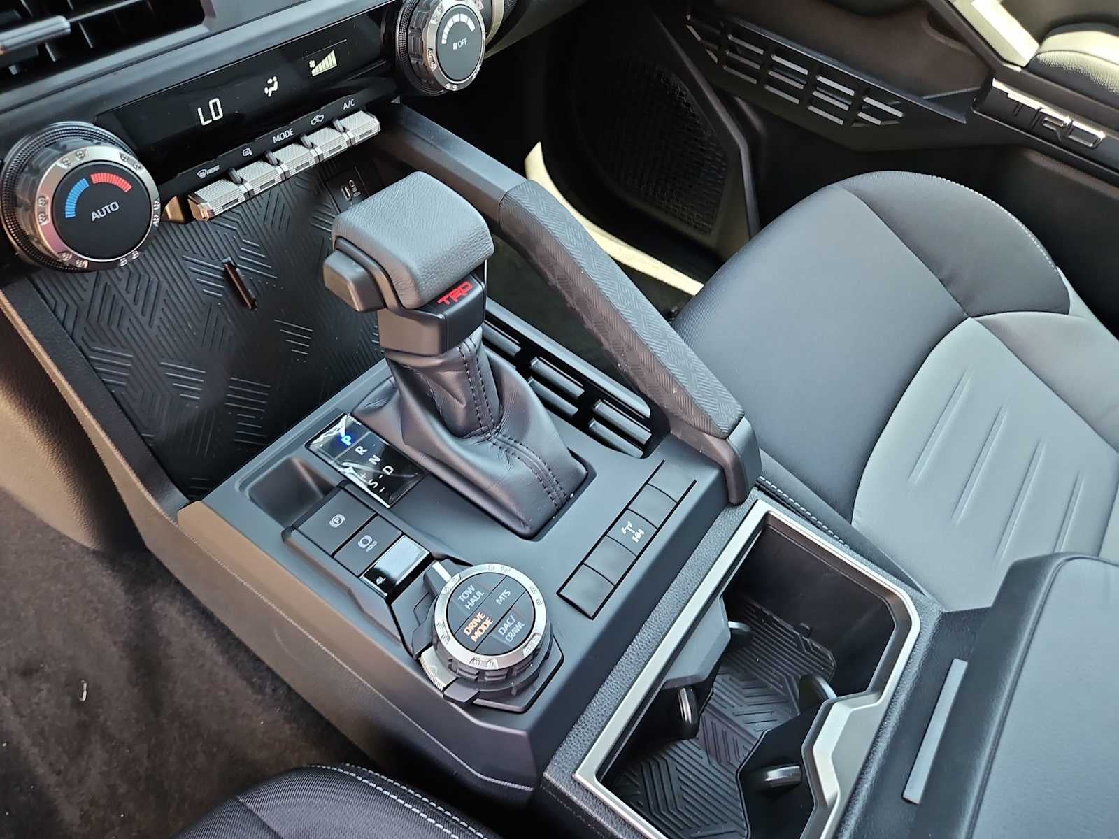 2026 Toyota Tacoma 4WD SR5