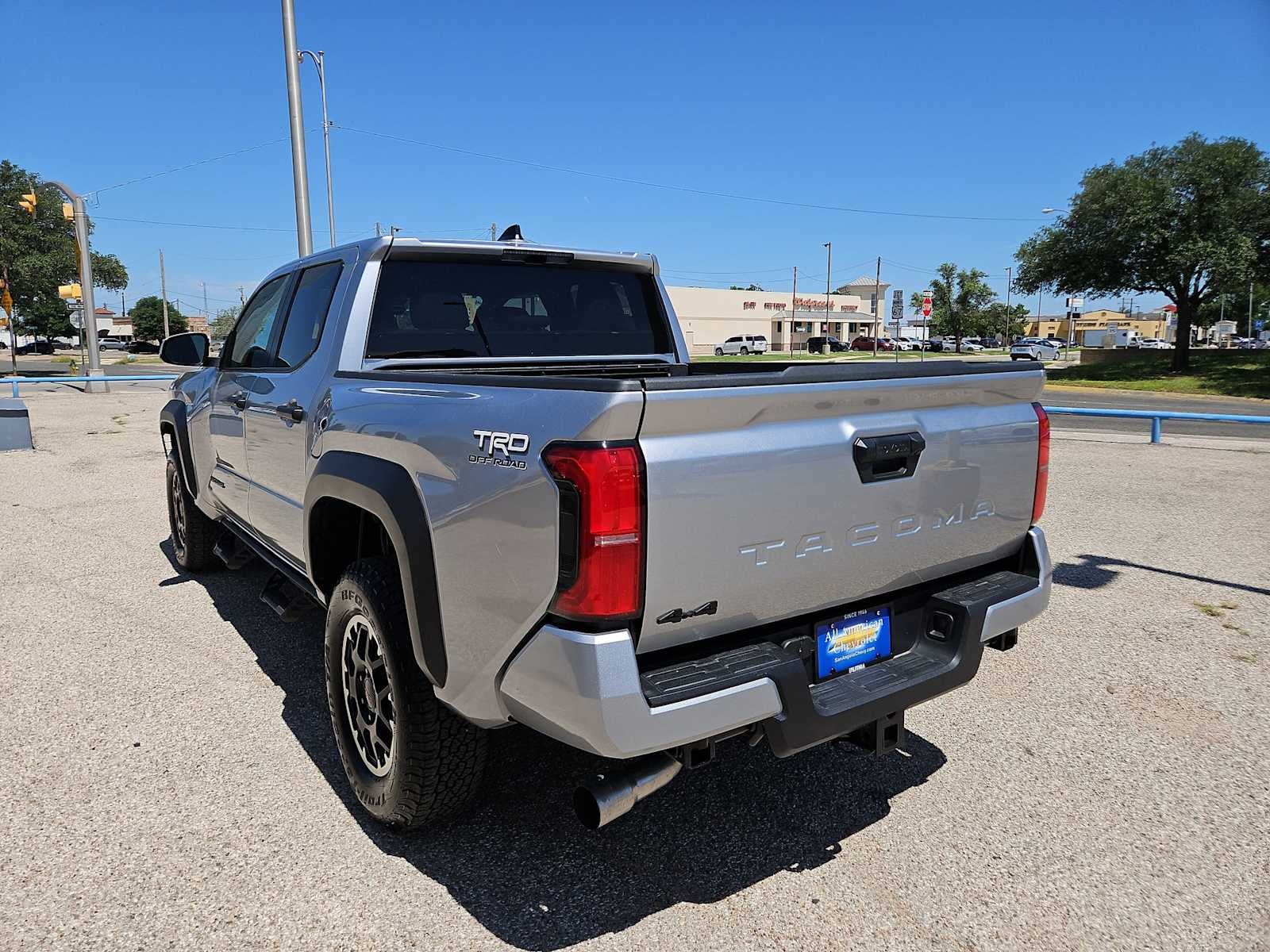 2026 Toyota Tacoma 4WD SR5
