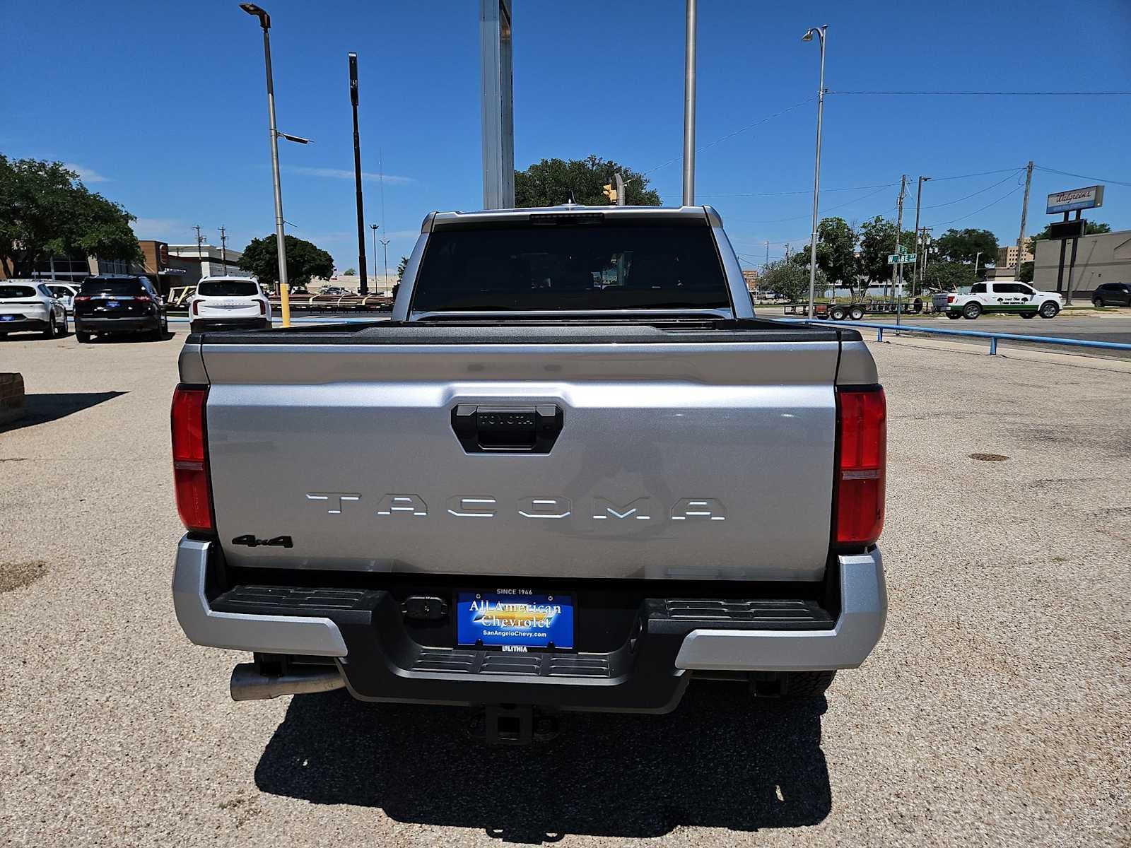 2026 Toyota Tacoma 4WD SR5