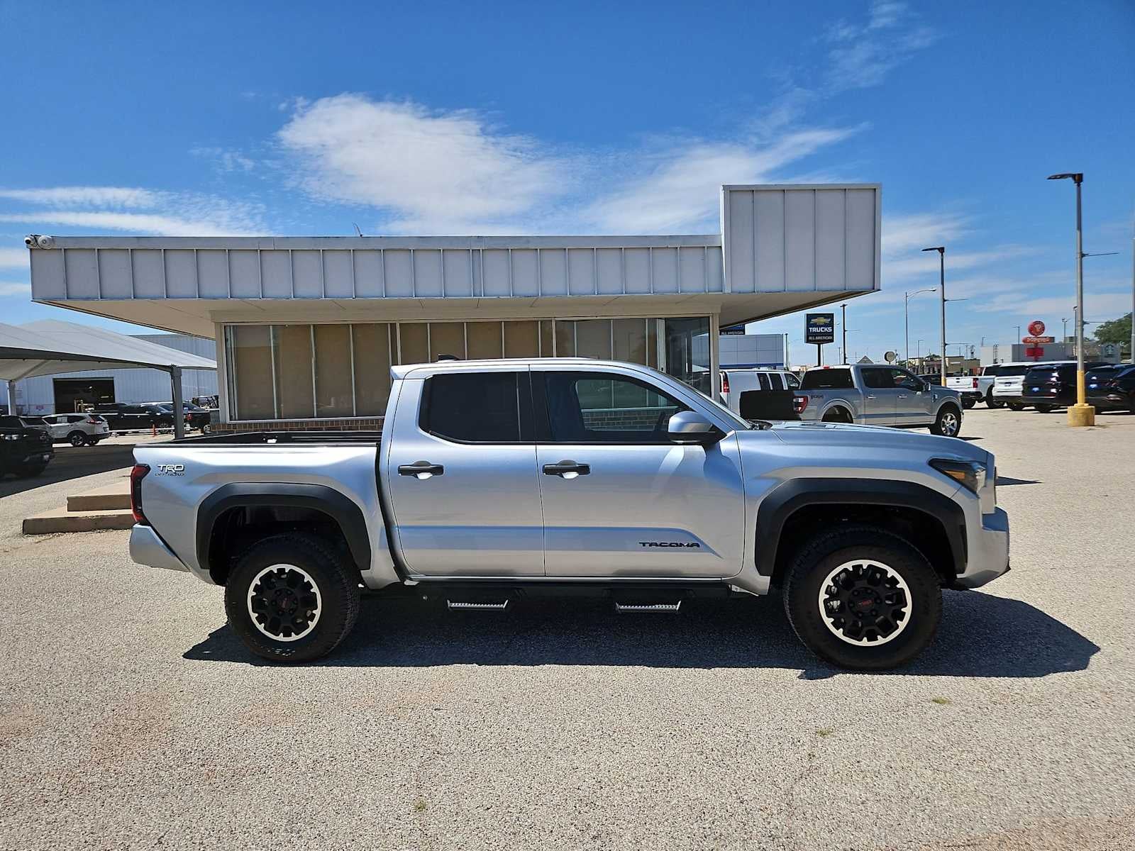 2026 Toyota Tacoma 4WD SR5