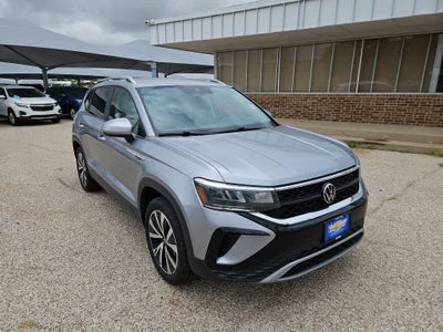 2024 Volkswagen Taos SE
