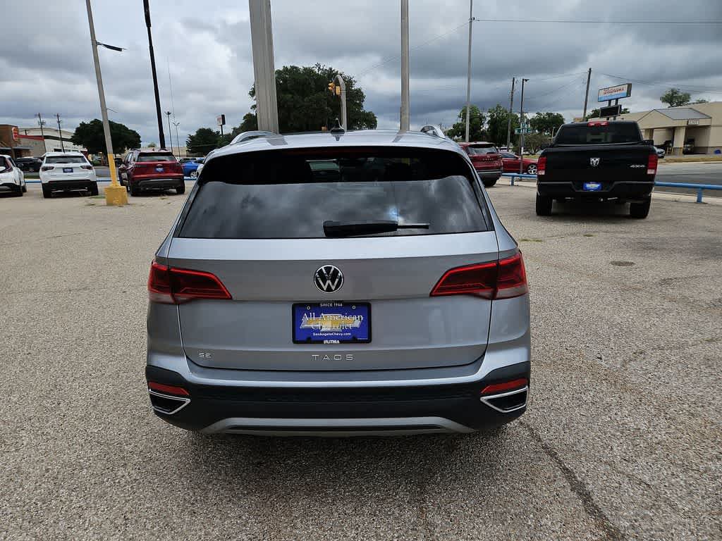 2024 Volkswagen Taos SE