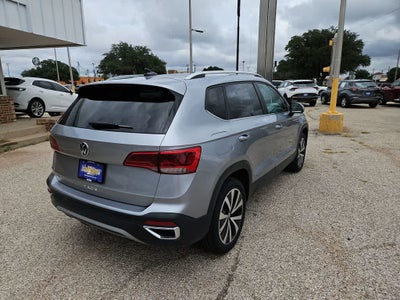 2024 Volkswagen Taos SE