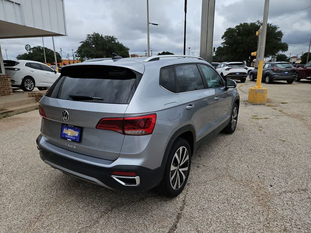 2024 Volkswagen Taos SE